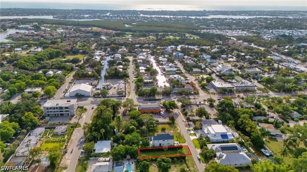 3010 Coco Ave., Naples, FL 34112
