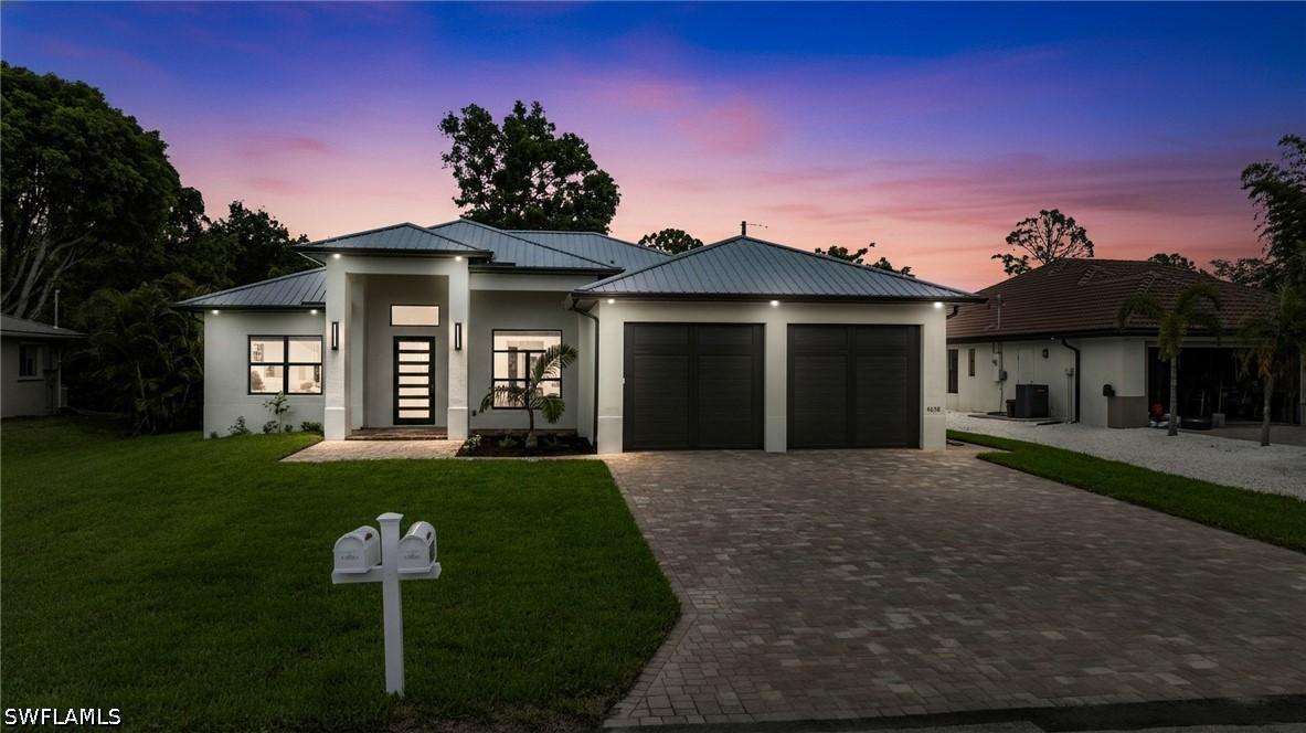 4658 Del Rio Ln., Bonita Springs, FL 34134