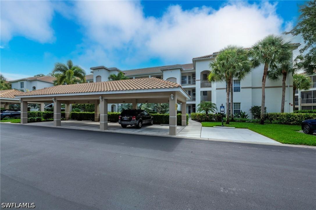 8247 Parkstone Pl. #206, Naples, FL 34120