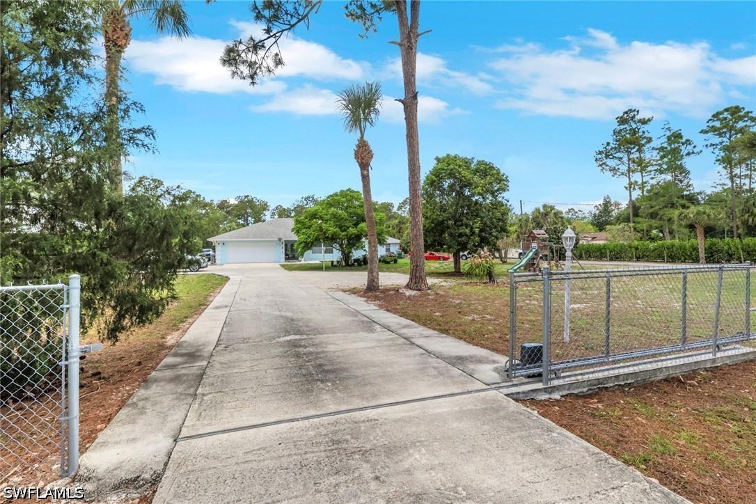 521 31st St., Naples, FL 34117