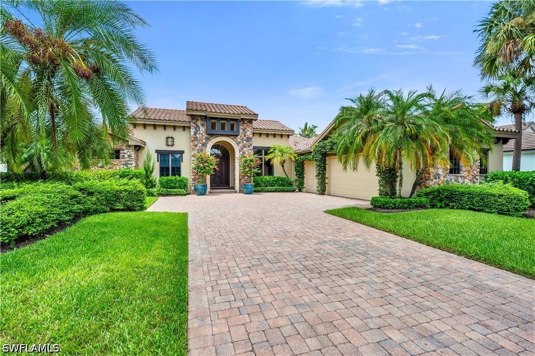11875 Hedgestone Ct., Naples, FL 34120