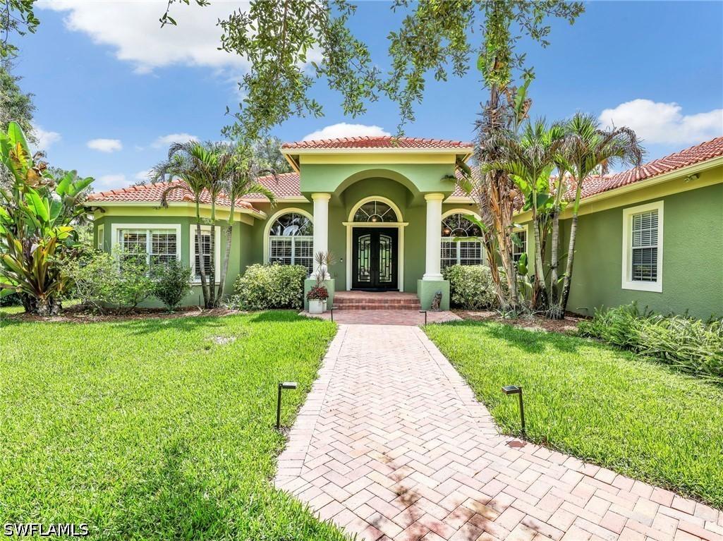 530 13th St., Naples, FL 34120