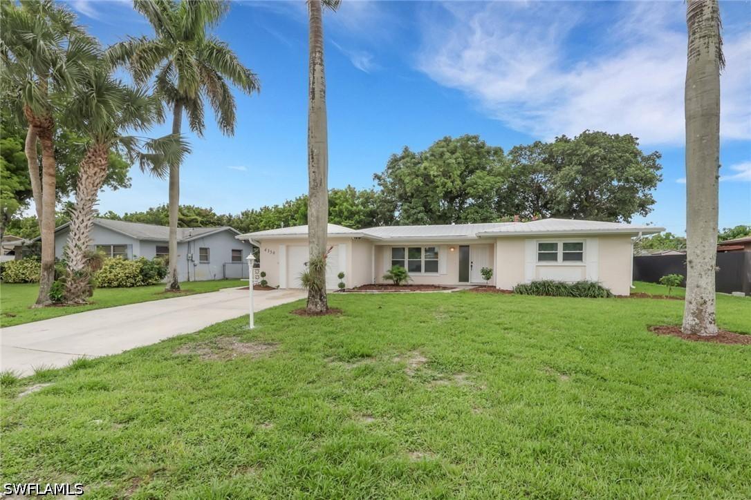 4350 23rd Ave., Naples, FL 34116