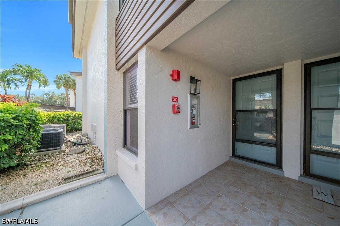 5790 Trailwinds Dr. #111, Fort Myers, FL 33907
