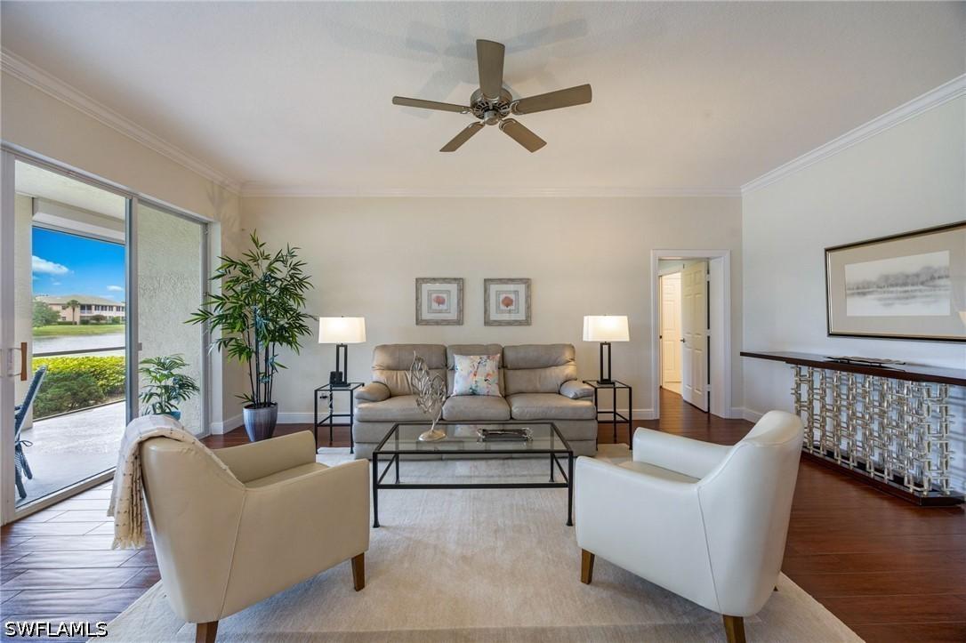 558 Vintage Reserve Ln. #19A, Naples, FL 34119