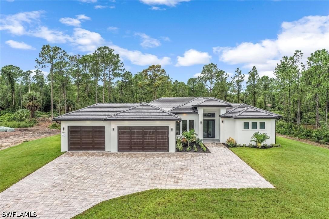 2840 Golden Gate Blvd., Naples, FL 34120