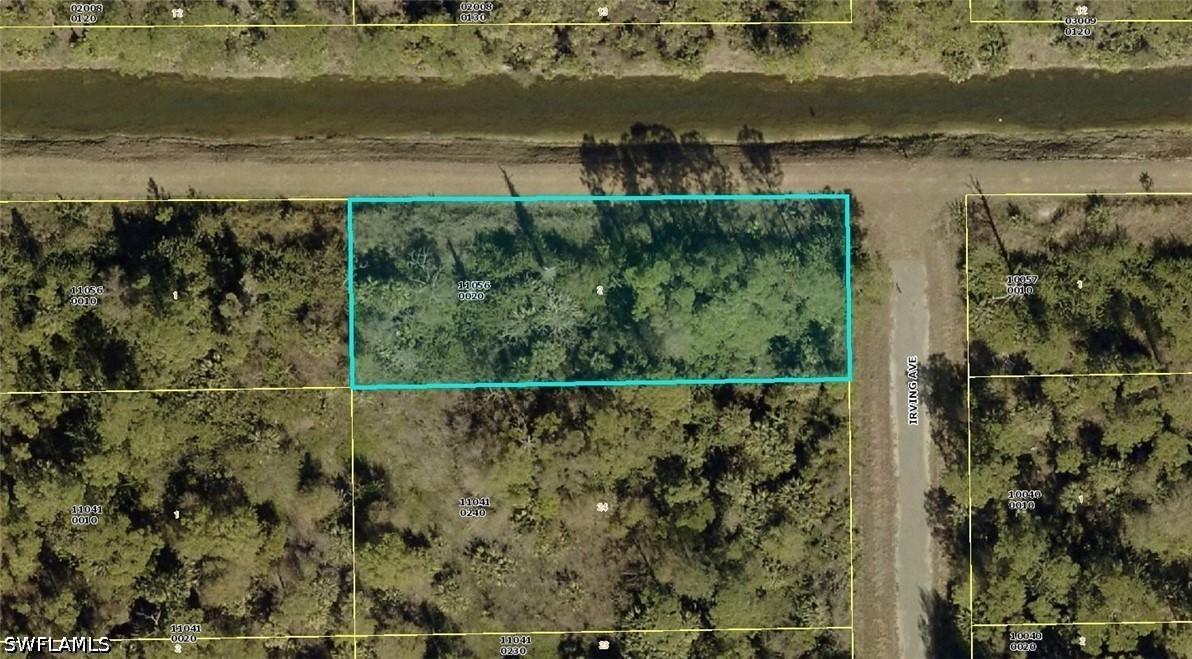 325 Irving Ave., Lehigh Acres, FL 33936