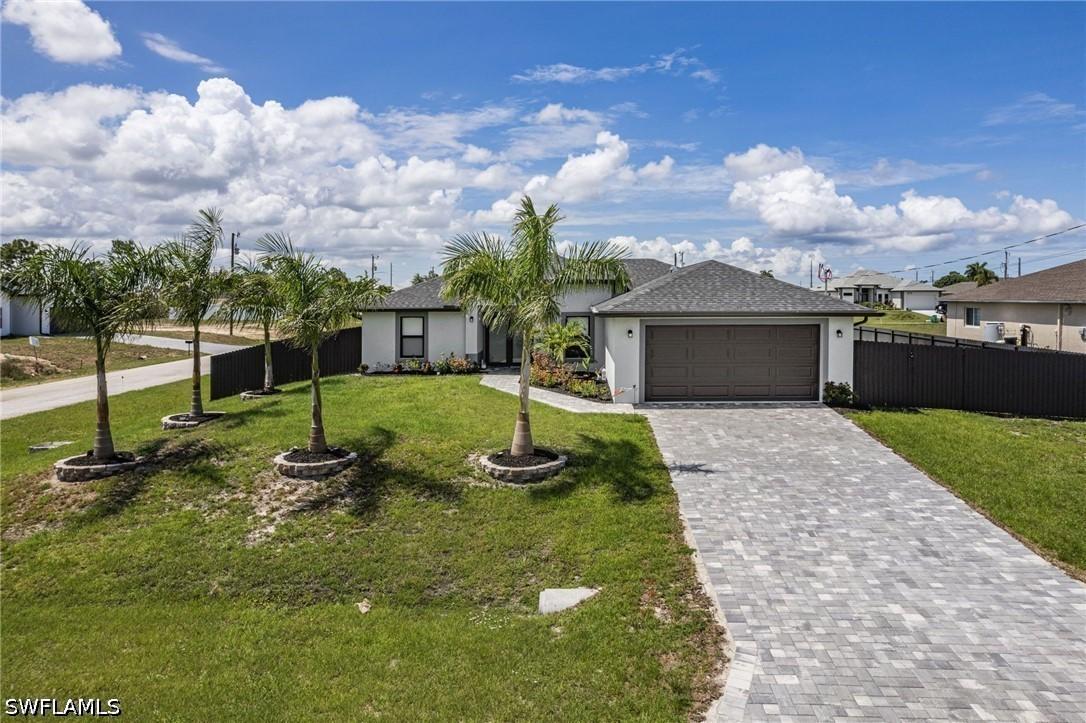 2206 NW 26th St., Cape Coral, FL 33993
