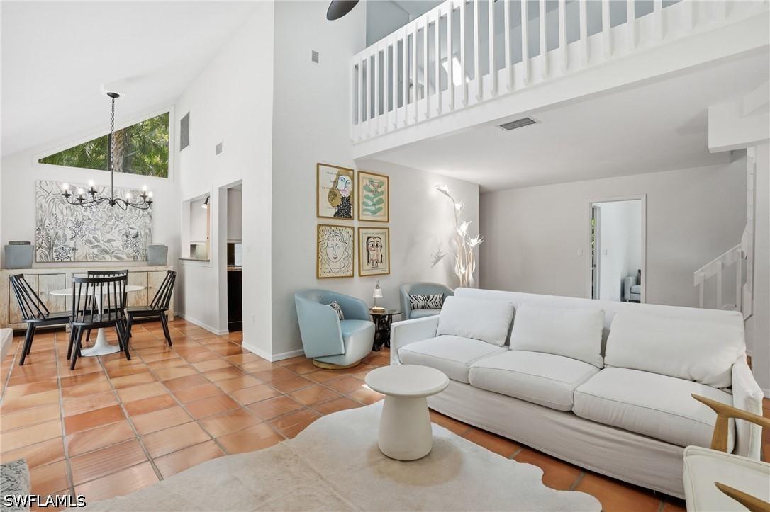 1245 Solana Rd., Naples, FL 34103