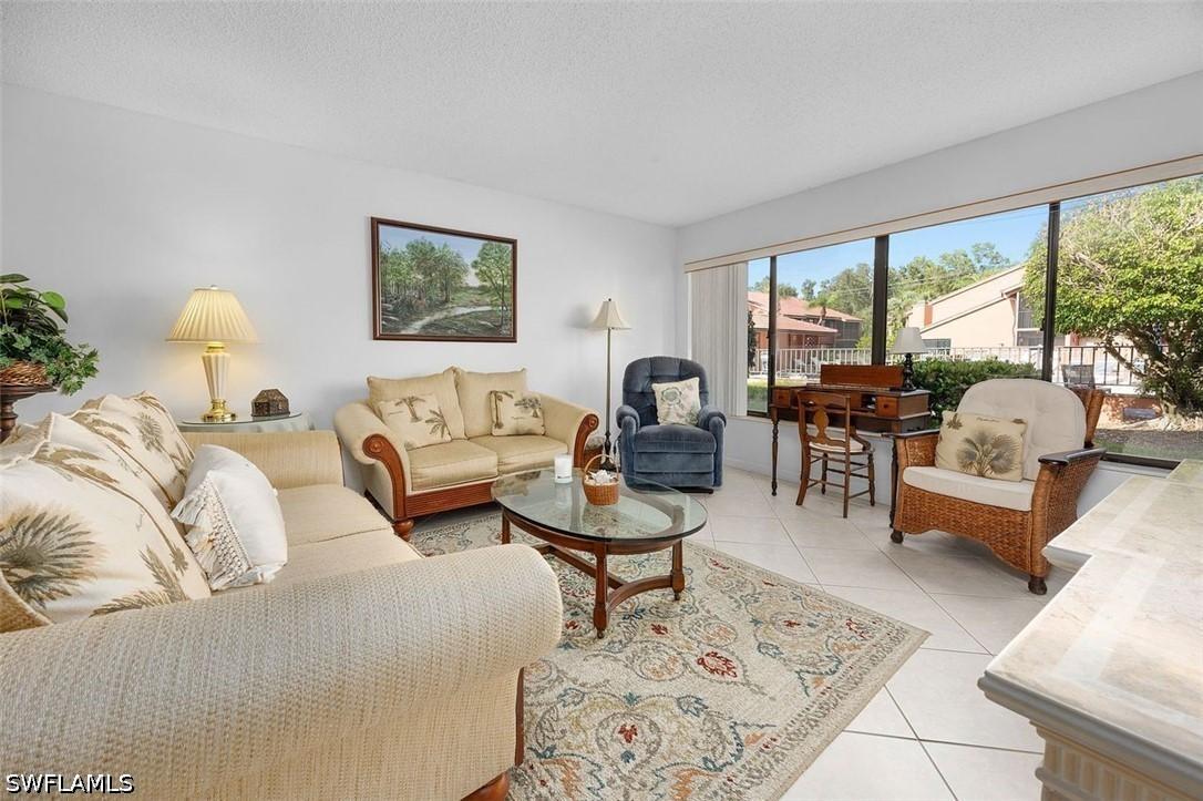 114 Cypress Way #D3, Naples, FL 34110