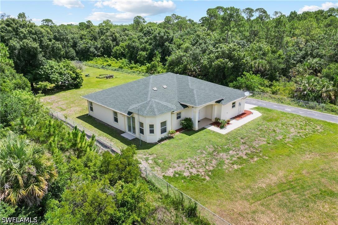 2495 62nd Ave., Naples, FL 34120
