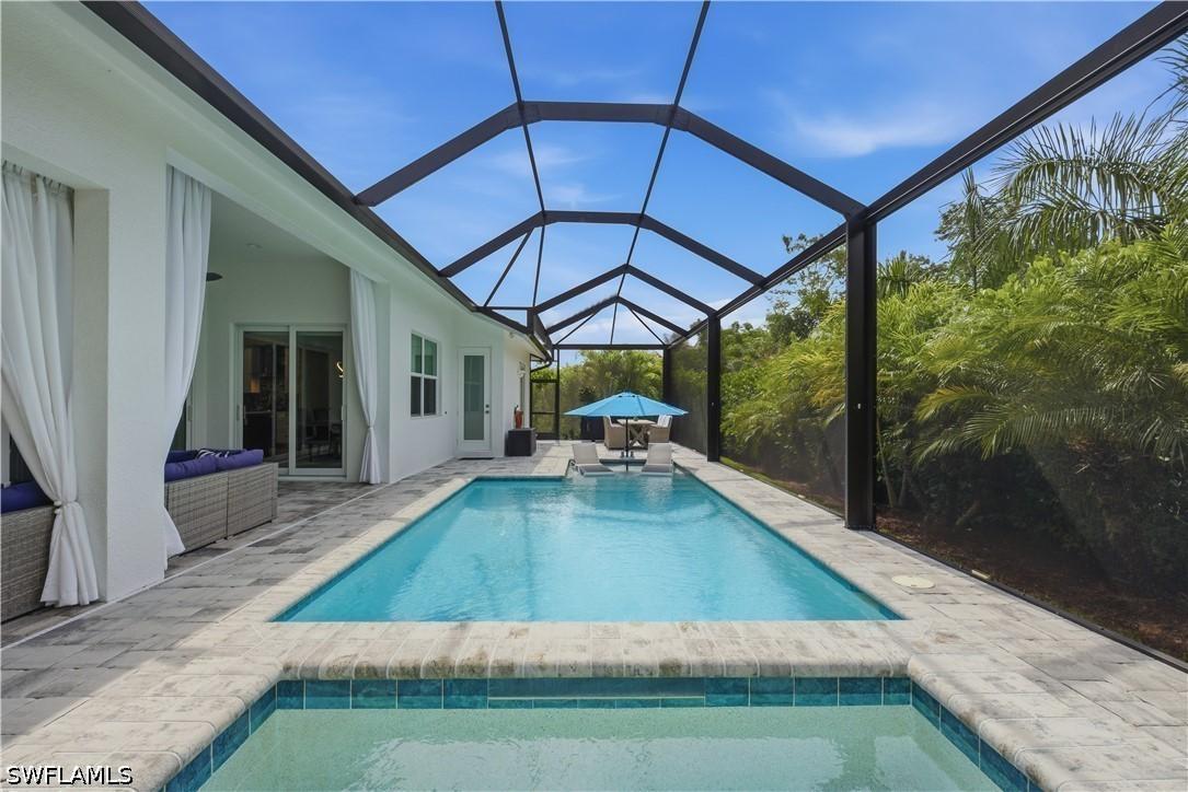 68 Tahiti Rd., Marco Island, FL 34145