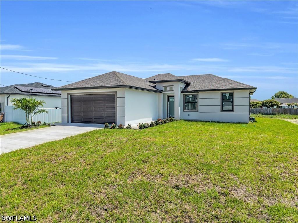 1032 Cavanagh Ave., Lehigh Acres, FL 33971