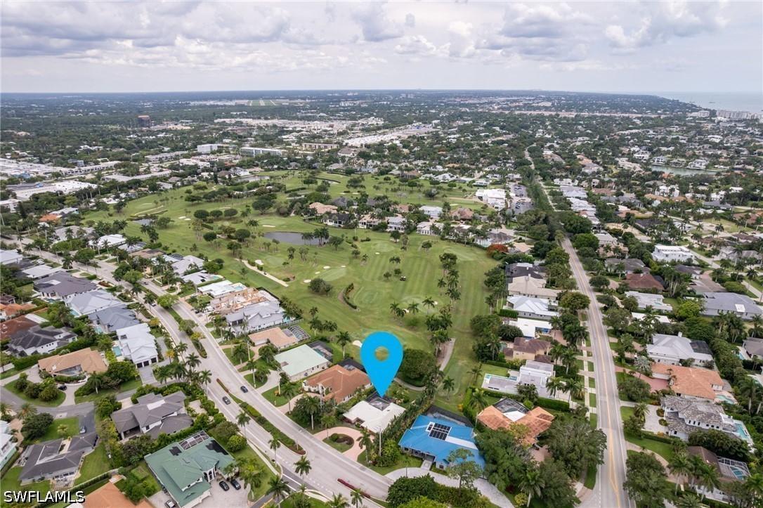 520 Harbour Dr., Naples, FL 34103
