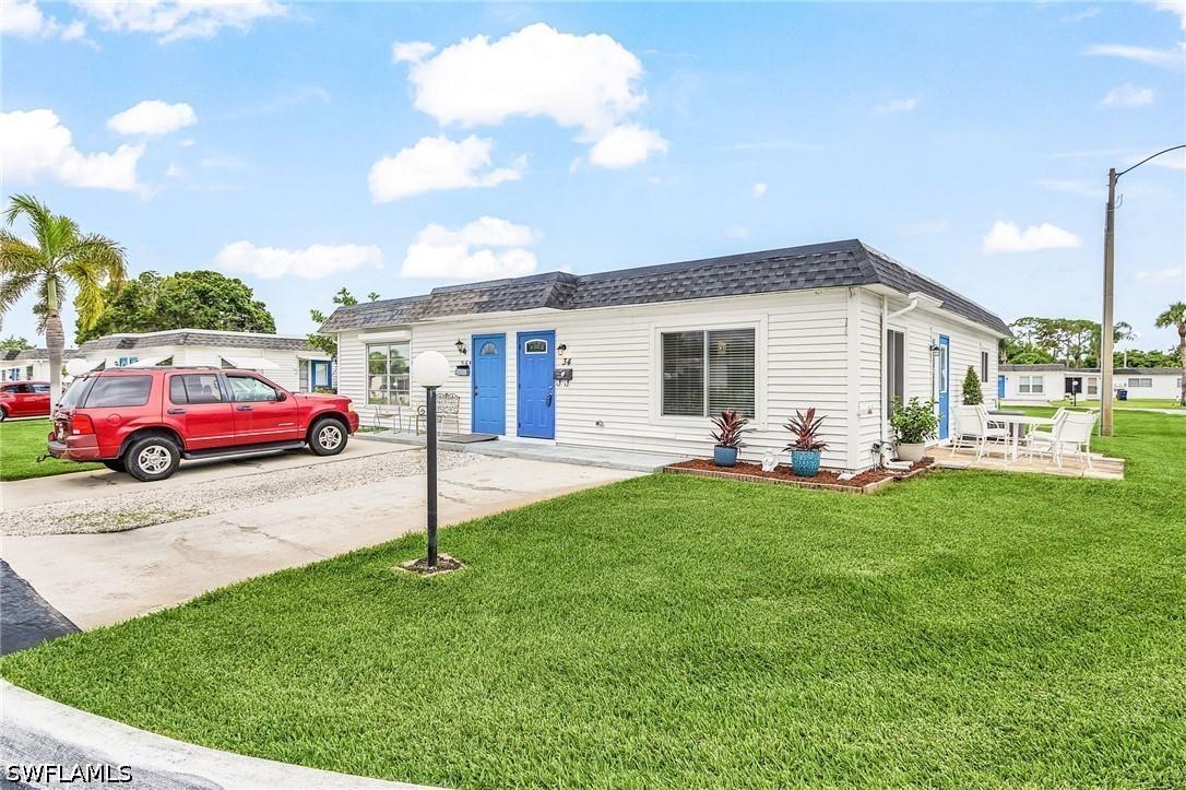 34 Hamlin Ct., Lehigh Acres, FL 33936