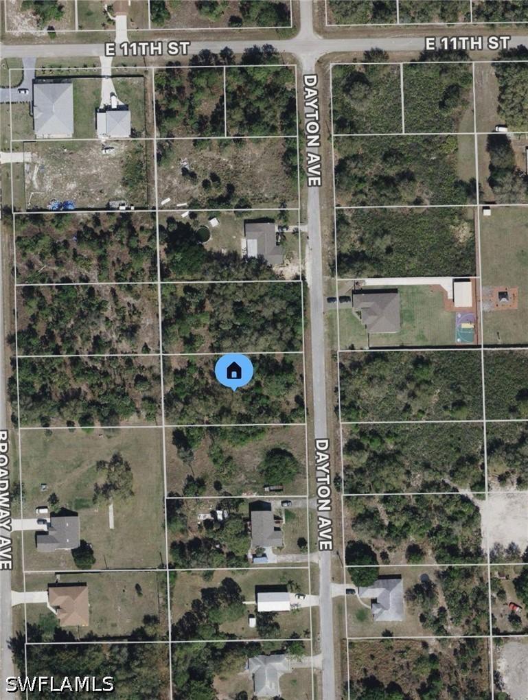 1015 Dayton Ave., Lehigh Acres, FL 33972
