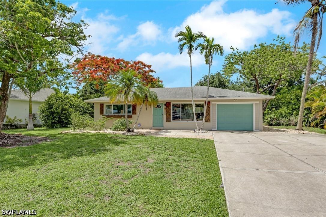 10271 Carolina St., Bonita Springs, FL 34135