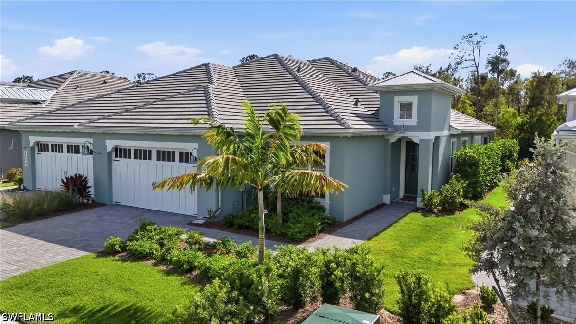 8905 Yucatan Ct., Naples, FL 34112