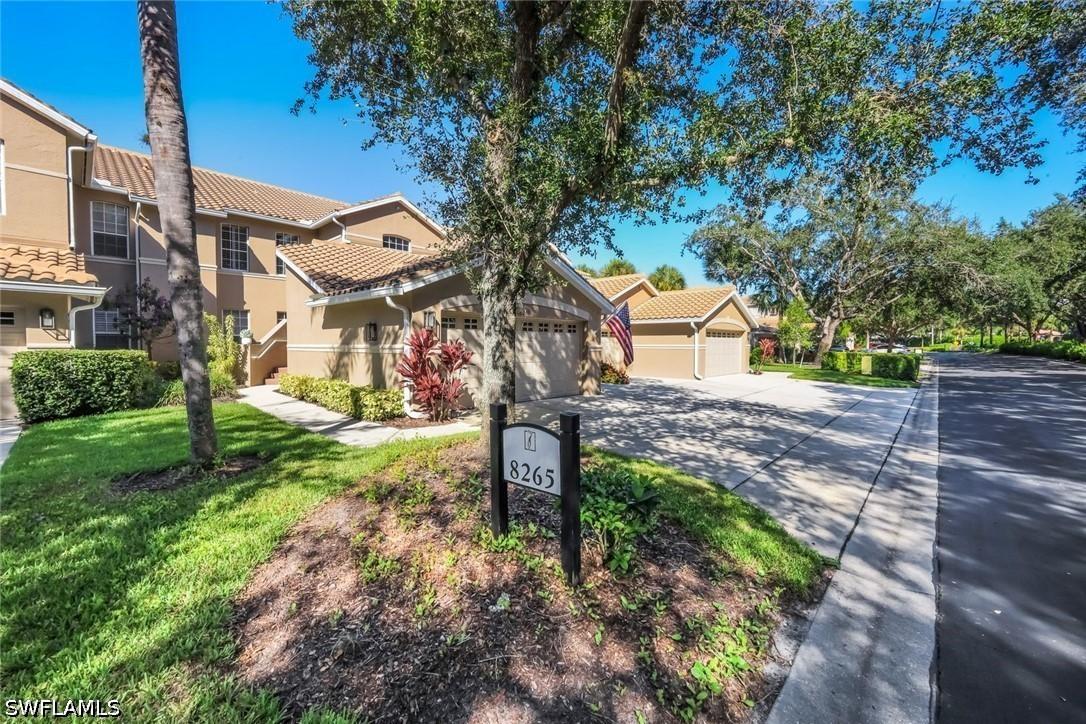 8265 Danbury Blvd. #203, Naples, FL 34120