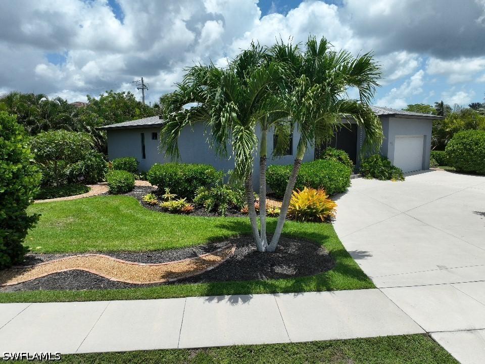 111 S Bahama Ave., Marco Island, FL 34145