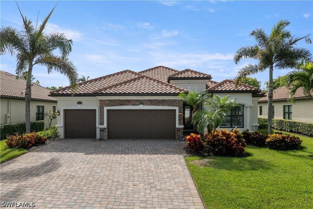 9352 Vercelli Ct., Naples, FL 34113