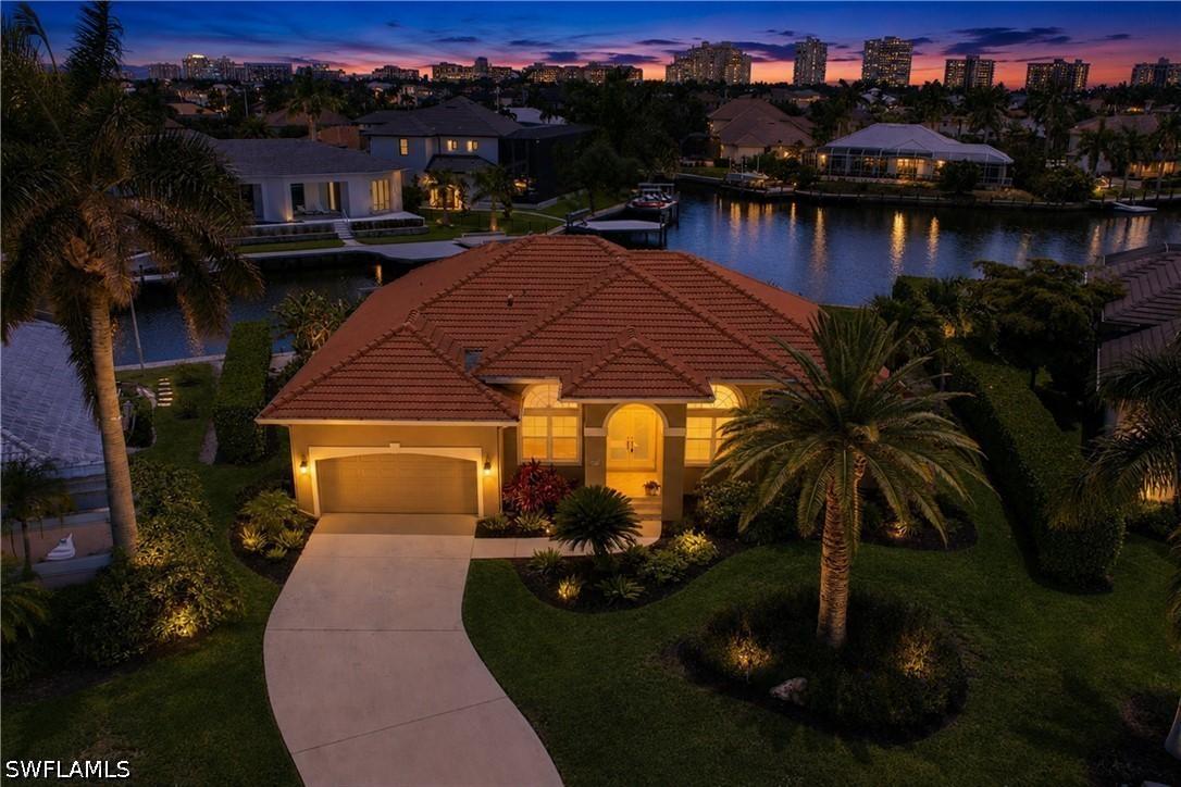 1045 Bonita Ct., Marco Island, FL 34145