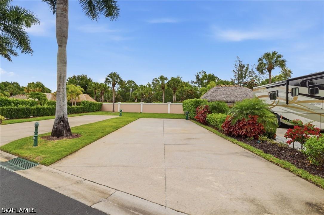 13559 Snook Cir., Naples, FL 34114