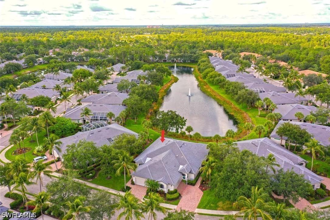 1641 Tarpon Bay Dr. #27, Naples, FL 34119
