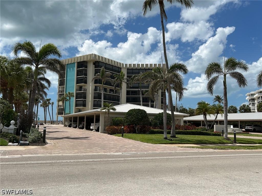 3399 Gulf Shore Blvd. #109, Naples, FL 34103