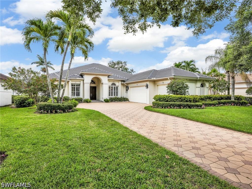 2944 Gardens Blvd., Naples, FL 34105