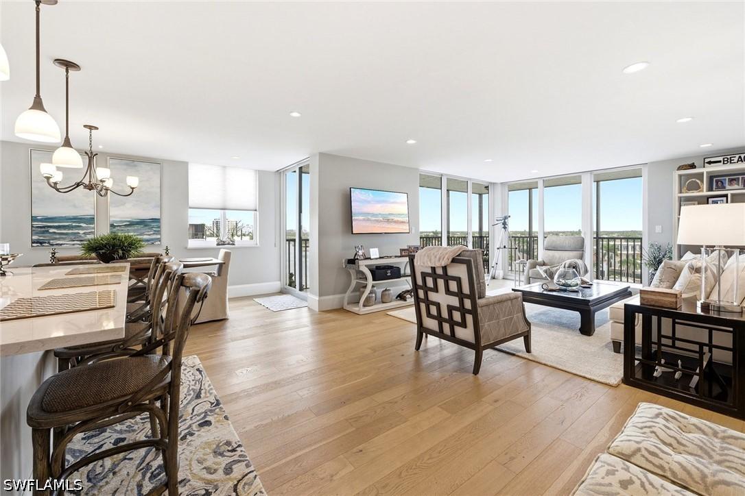 10420 Gulf Shore Dr. #161, Naples, FL 34108