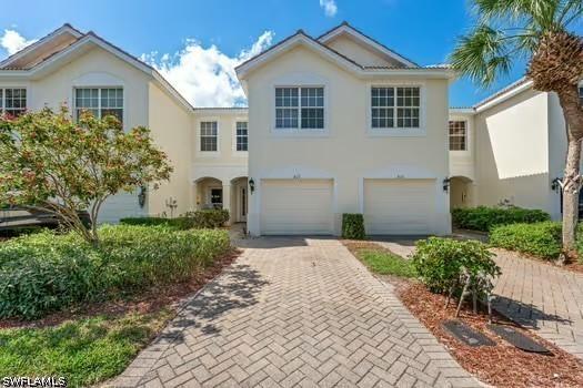 827 Hampton Cir. #146, Naples, FL 34105
