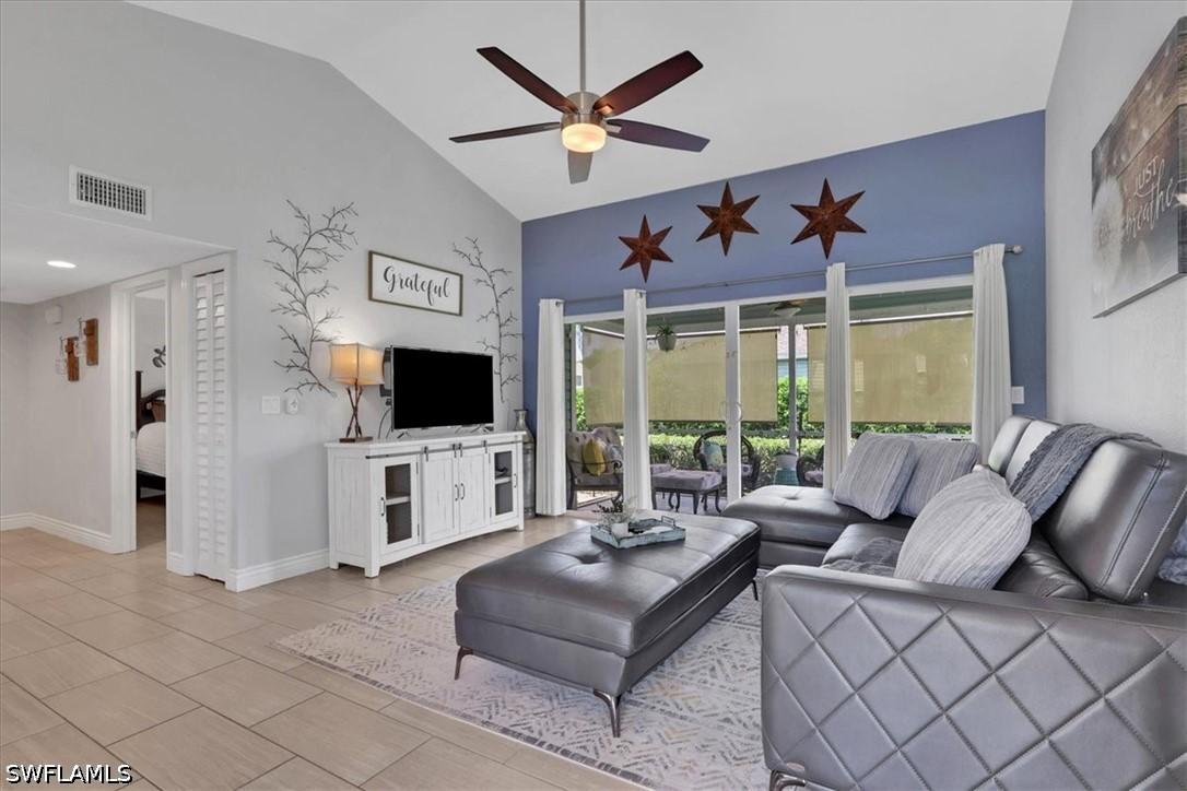 1535 Trafalgar Ln. #A, Naples, FL 34116