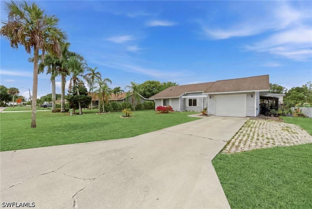 10333 Sandy Hollow Ln., Bonita Springs, FL 34135