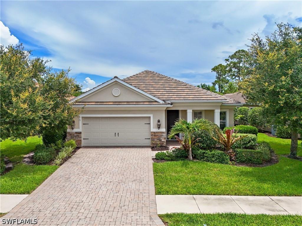 3571 Canopy Cir., Naples, FL 34120