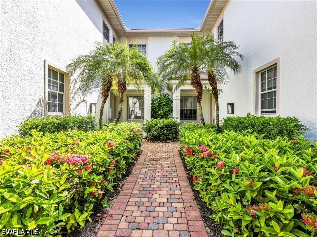 4758 Stratford Ct. #1302, Naples, FL 34105