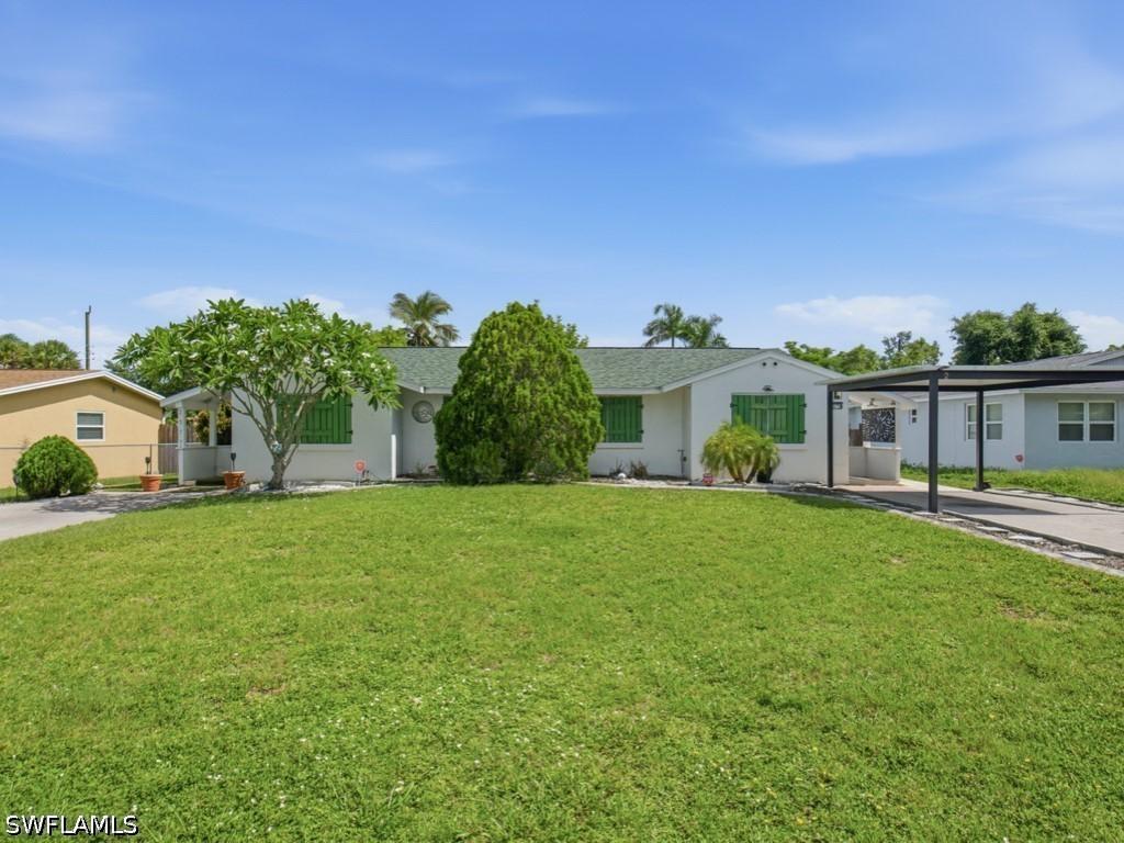 3577 Hibiscus Ave., Naples, FL 34104