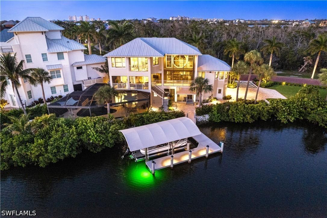 225 Bayfront Dr., Bonita Springs, FL 34134