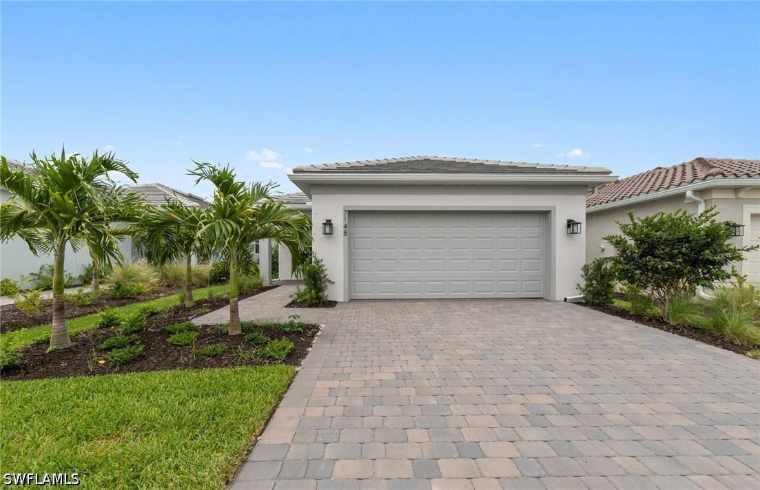 7148 Chapel Creek Ln., North Fort Myers, FL 33917