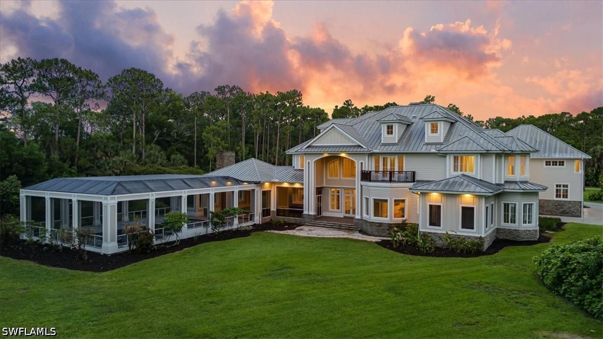 2263 Coach House Ln., Naples, FL 34105