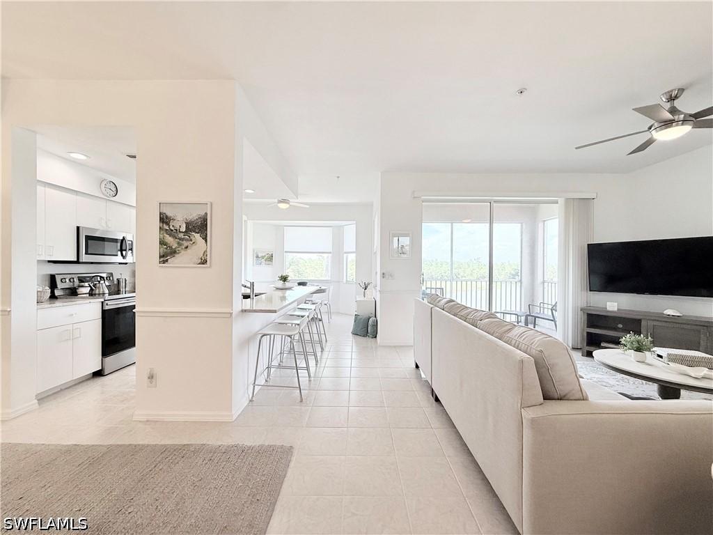 8555 Naples Heritage Dr. #246, Naples, FL 34112