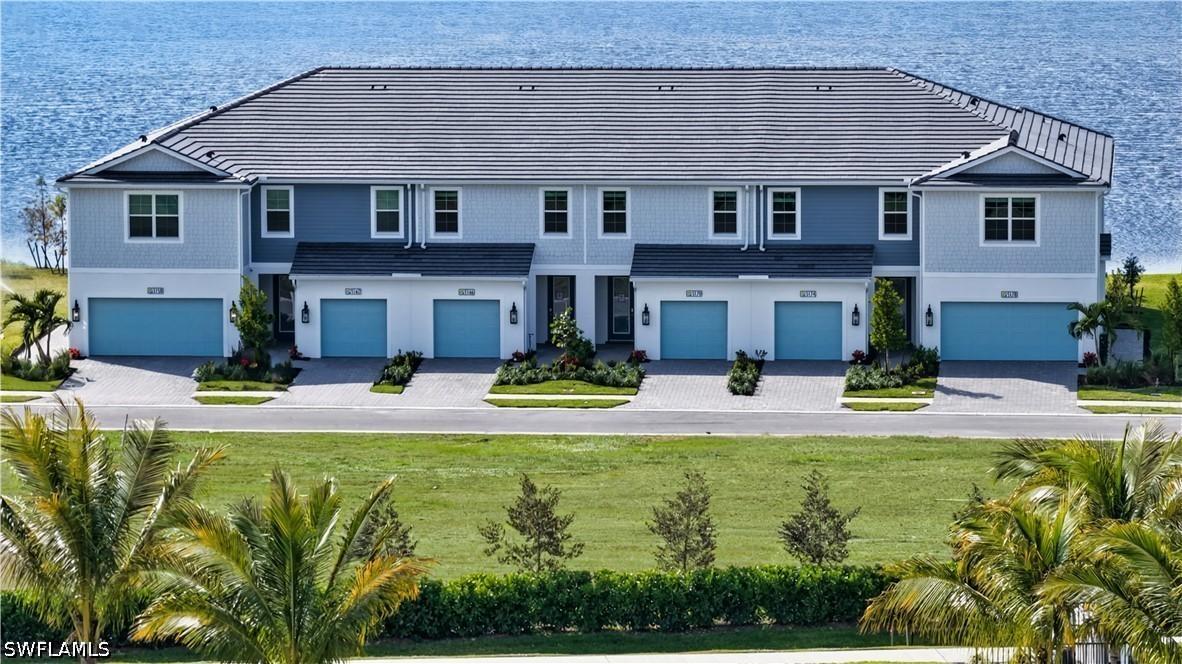 5022 Draco Cir., Naples, FL 34120
