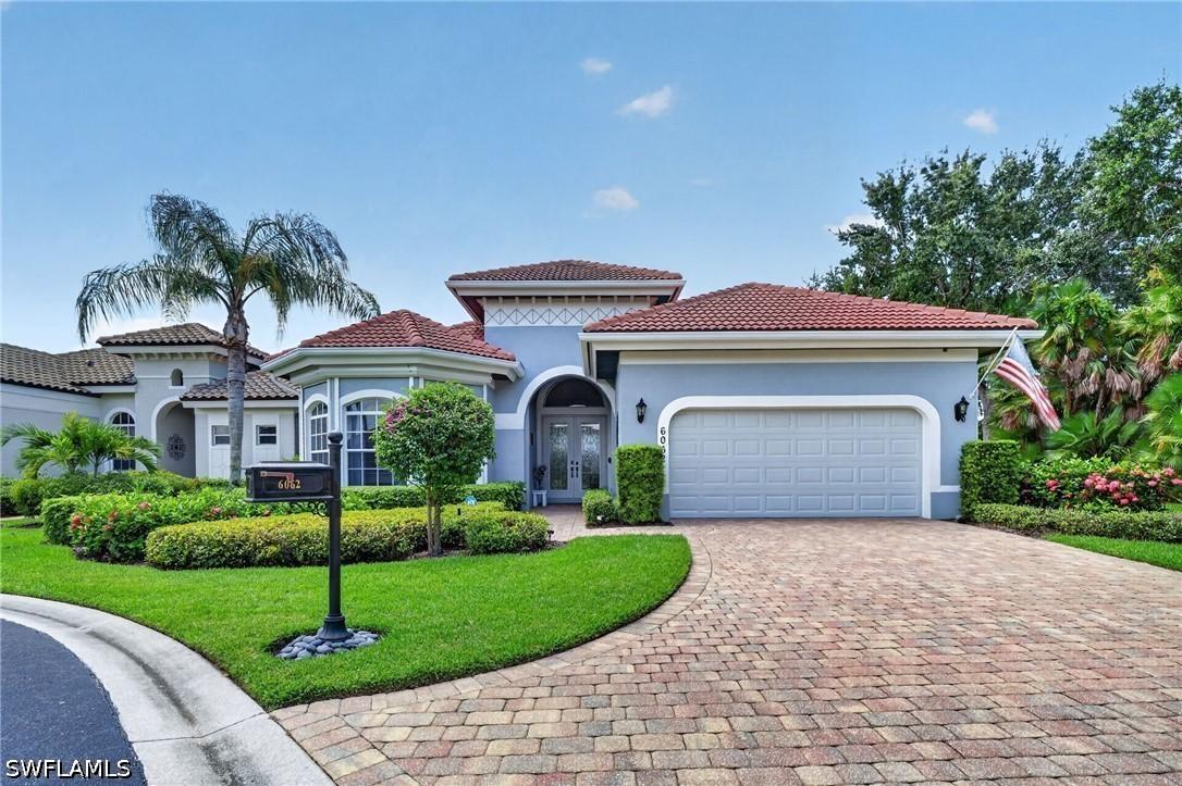 6062 Divot Ct., Naples, FL 34113