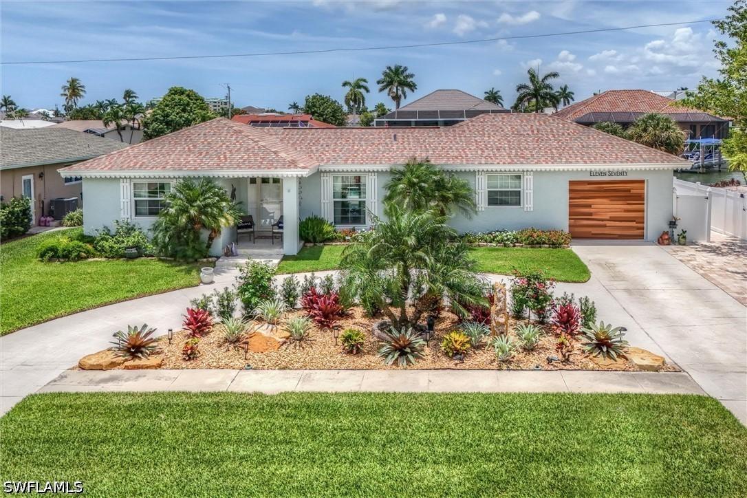 1170 Martinique Ct., Marco Island, FL 34145