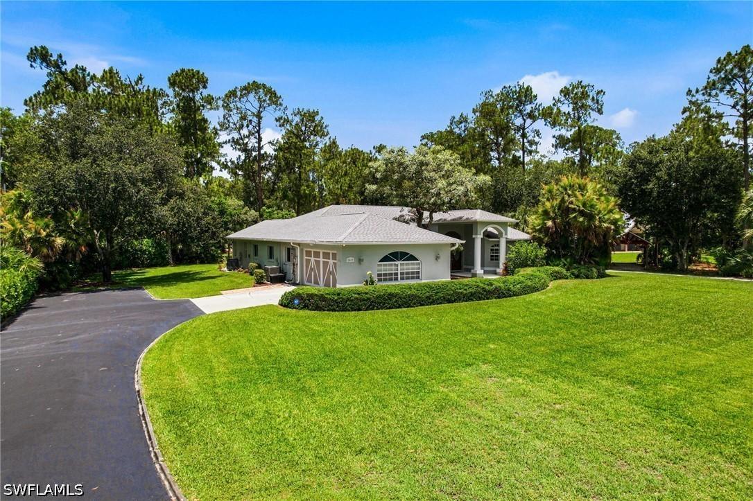 2053 17th St., Naples, FL 34117