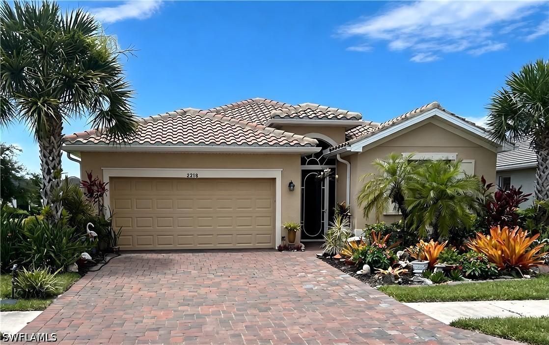 2218 Cara Cara Way, Naples, FL 34120