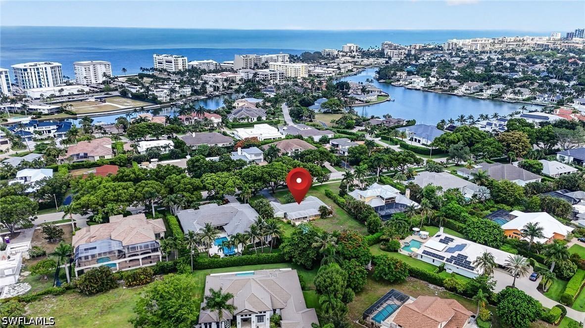 1608 Crayton Rd., Naples, FL 34102