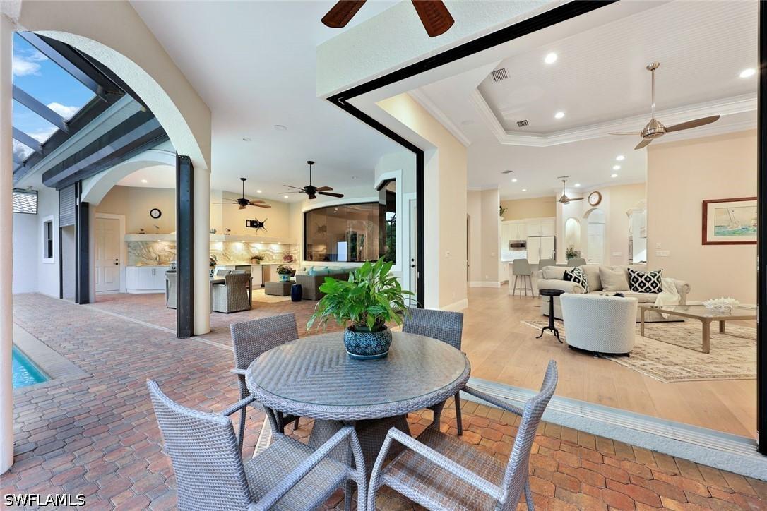 1725 Supreme Ct., Naples, FL 34110