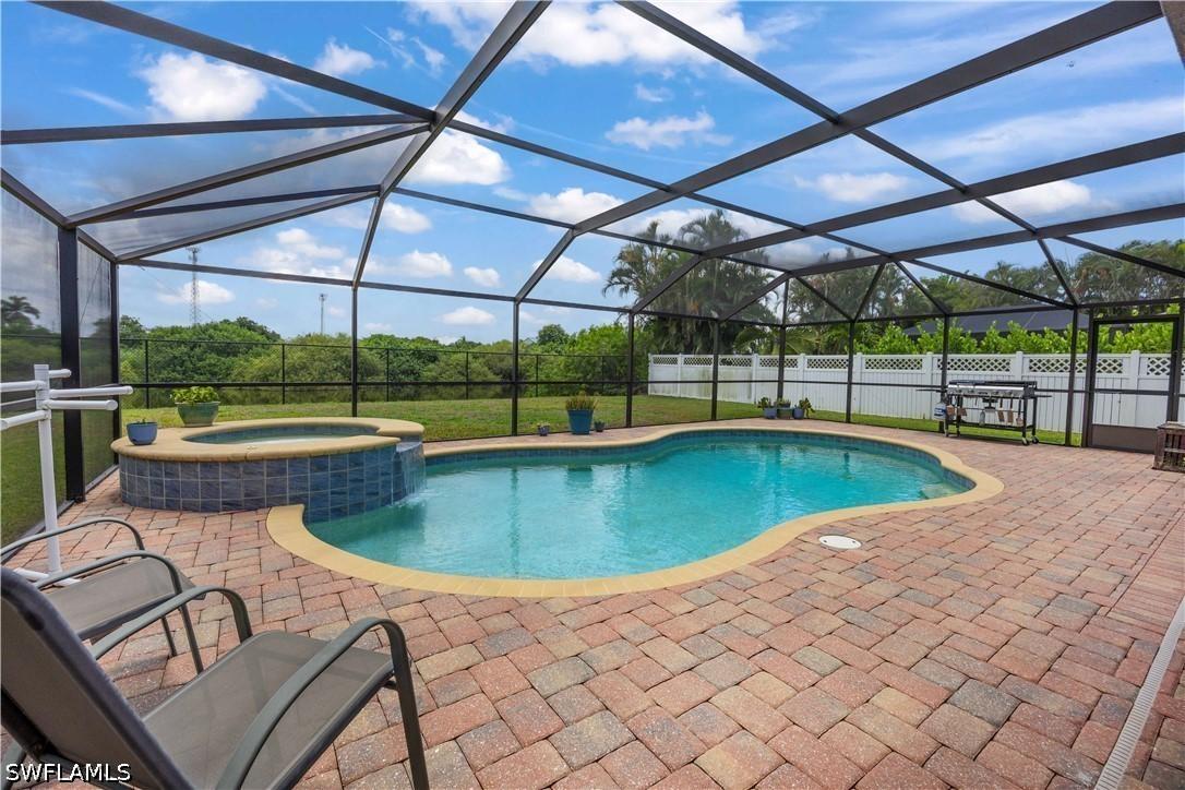 15633 Beachcomber Ave., Fort Myers, FL 33908
