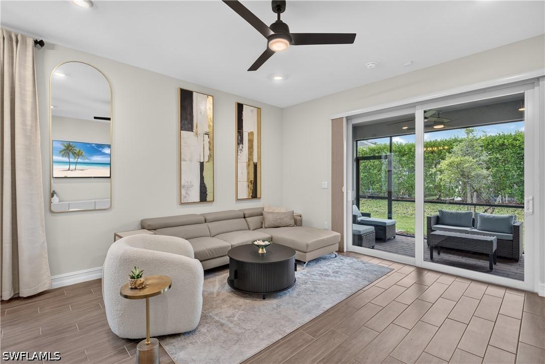 847 Enbrook Loop, Naples, FL 34114